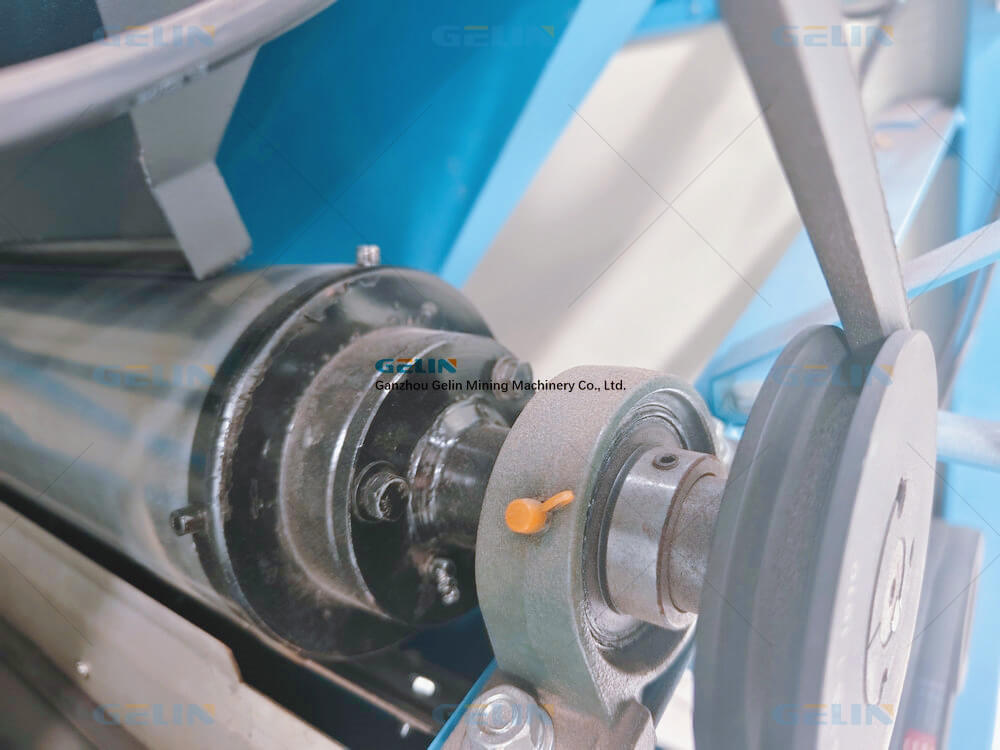 Detail photograph of Dry Magnetic Separator 2